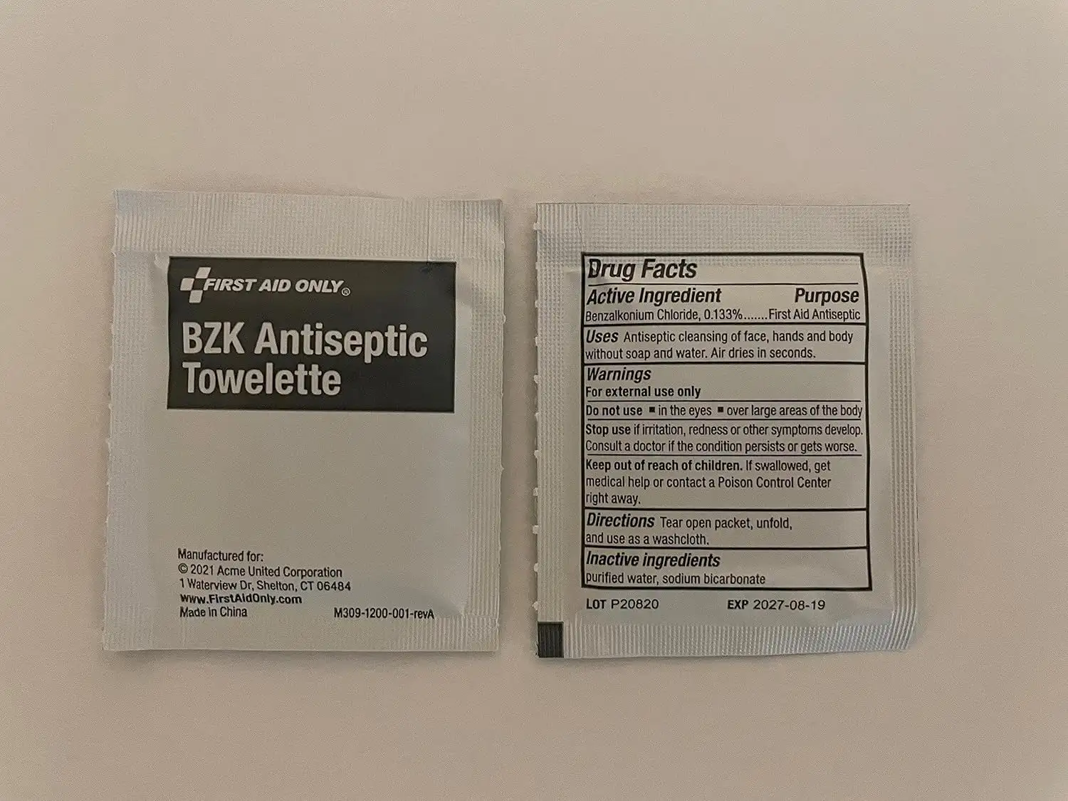 First Aid Only 6060 10-Person Emergency First Aid Kit for Office - 91e q k5lpl._sl1500_